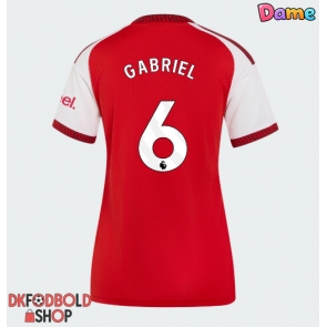 Arsenal Gabriel Magalhaes #6 Hjemmebanetrøje Dame 2026-27 Kort ærmer Arsenal Gabriel Magalhaes #6 Hjemmebanetrøje Dame 2026-27 Kort ærmer
